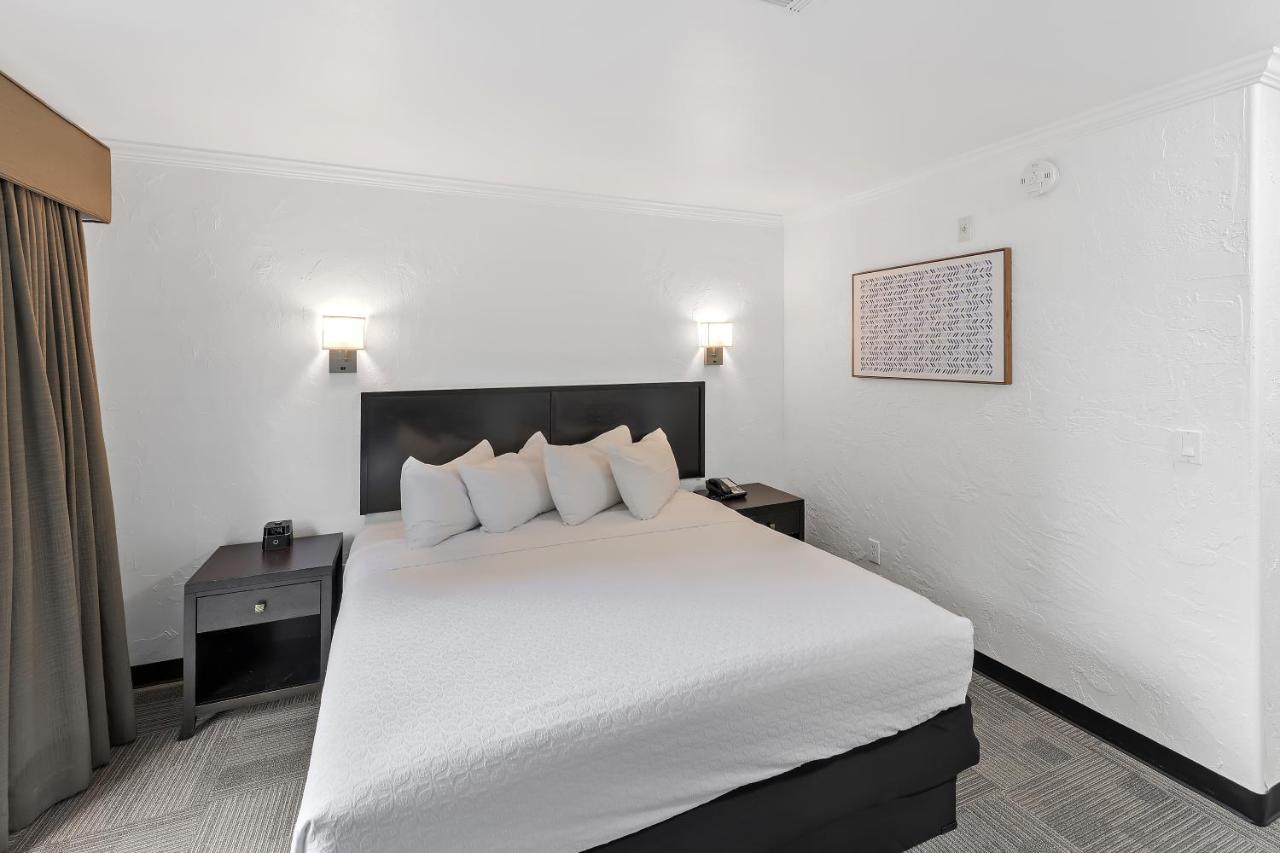 Western Wesley Inn&suites Hotel Gig Harbor