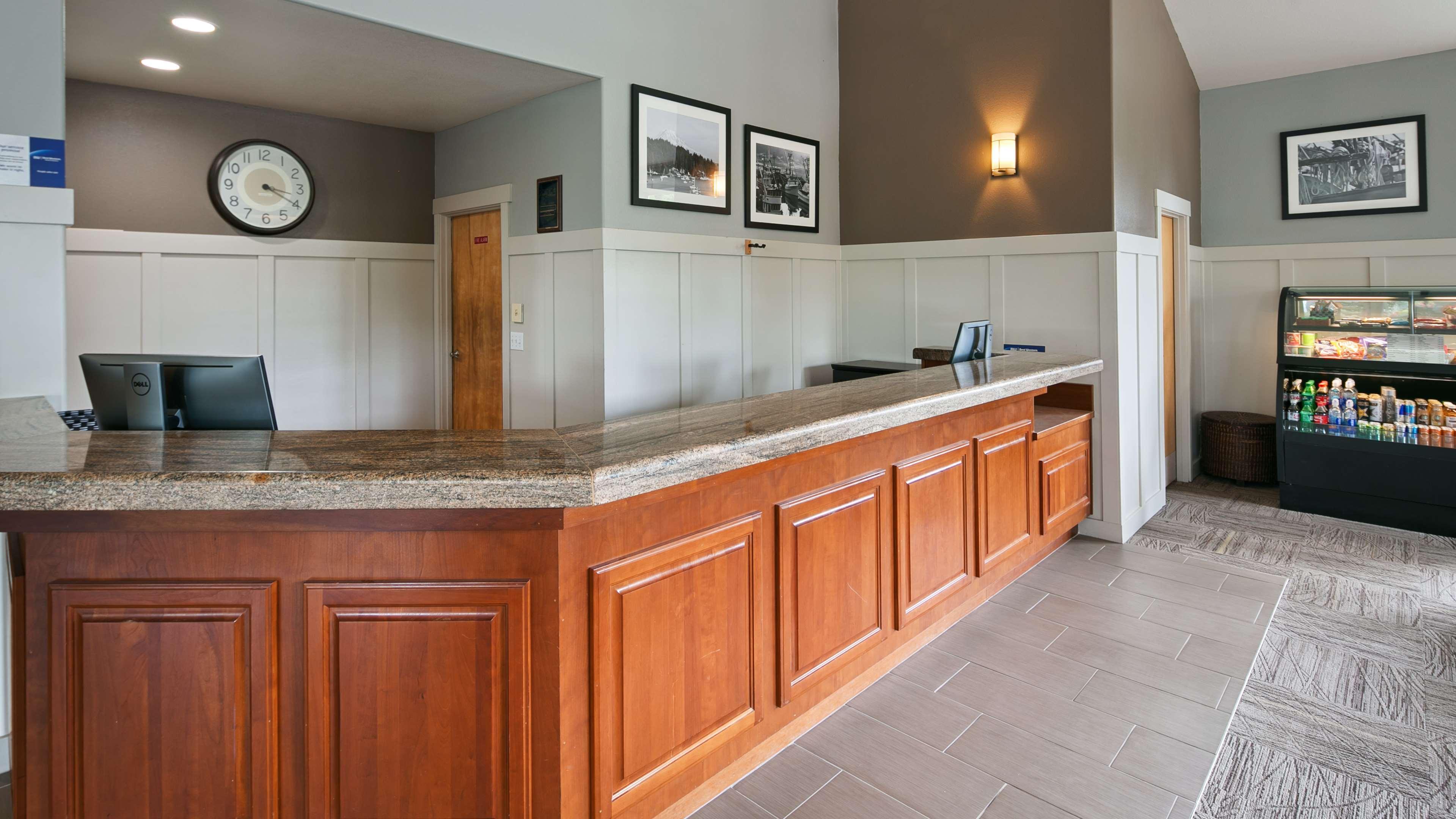 Western Wesley Inn&suites 3*